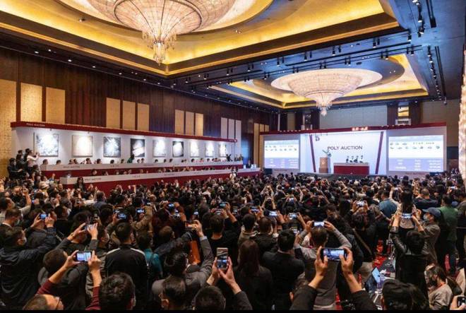 一線拍賣公司與前期費用 合理表象下的冷思考